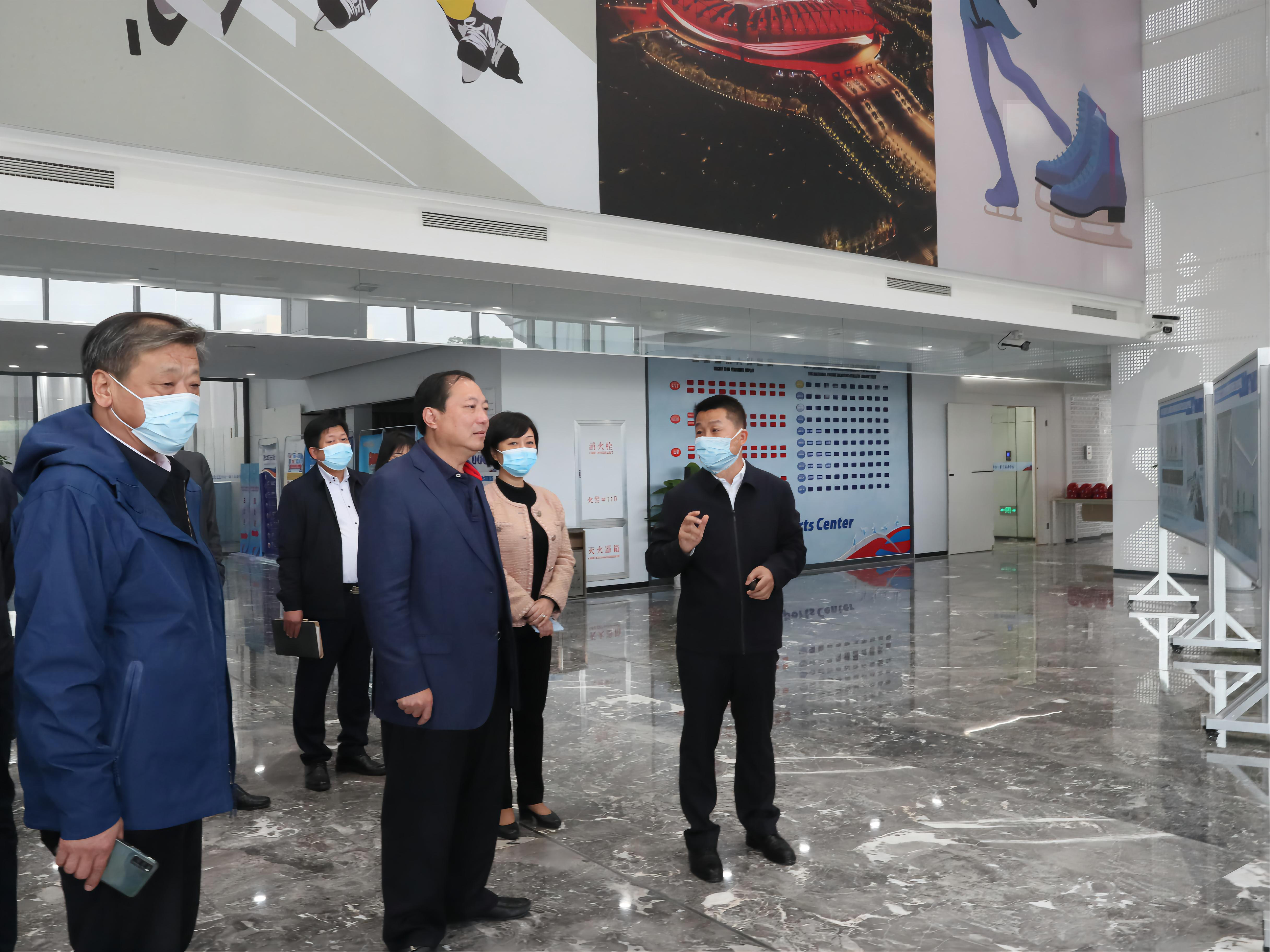 胡功民來公司調(diào)研第八屆全國大眾冰雪季武漢主會場啟動儀式、賽事場館籌備等工作
