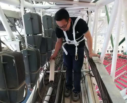 他為軍運護航 ——記武漢體育中心軍運會主場館安保負責(zé)人蔣龍(圖6)