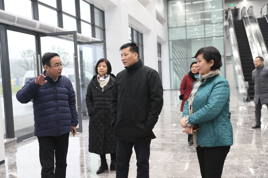 劉誓?？疾煳錆h體育中心 要求加強場館賽后利用(圖2)